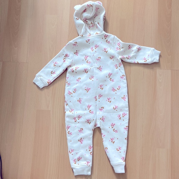 NWOT- Baby Gap Sweatshirt jumper - Picture 3 of 3